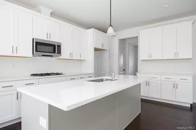 2 Merrywood Road, Wappingers Falls, NY 12590 - Photo 3