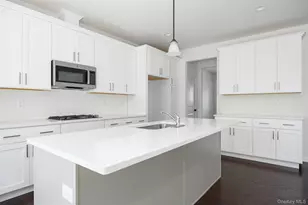 2 Merrywood Rd, Wappingers Falls, NY 12590 - Photo 3