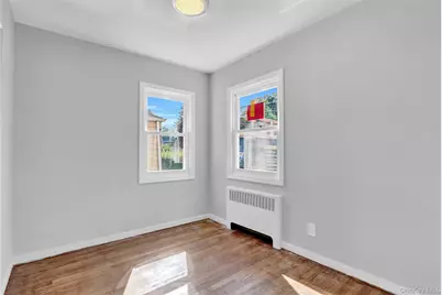 318 Vincent Avenue, Lynbrook, NY 11563 - Photo 17