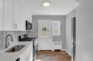 318 Vincent Ave, Lynbrook, NY 11563 - Photo 19