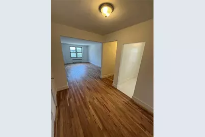 71-11 Yellowstone Boulevard #7R, Forest Hills, NY 11375 - Photo 3