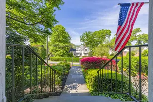 209 Pondfield Rd W, Bronxville, NY 10708 - Photo 31