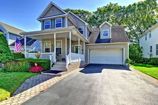 410 Mystic Way, Bay Shore, NY 11706 - Photo 3