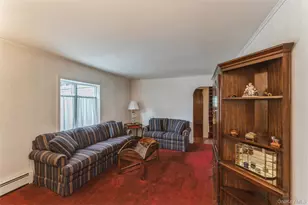 596 Foch Blvd, Williston Park, NY 11596 - Photo 5