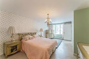 596 Foch Blvd, Williston Park, NY 11596 - Photo 17