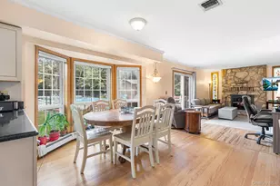 8 Barry Ln, Mount Sinai, NY 11766 - Photo 7