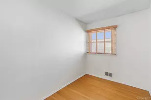 156-19 86th St, Howard Beach, NY 11414 - Photo 19