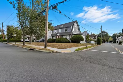 102 Washington Avenue, Suffern, NY 10901 - Photo 29