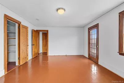 102 Washington Avenue, Suffern, NY 10901 - Photo 21