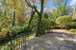 62 The Hemlocks, Roslyn, NY 11576 - Photo 21