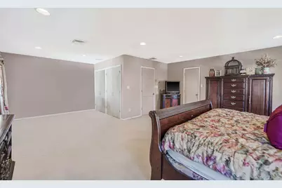 4000 Greentree Drive, Oceanside, NY 11572 - Photo 21