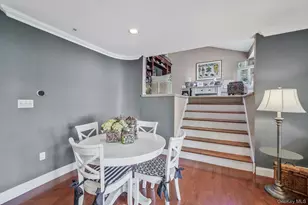 4000 Greentree Dr, Oceanside, NY 11572 - Photo 15