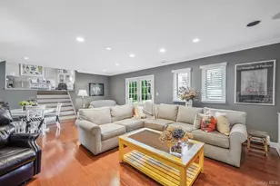 4000 Greentree Dr, Oceanside, NY 11572 - Photo 11