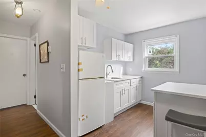 11 Glenwood Road, Glen Head, NY 11545 - Photo 19