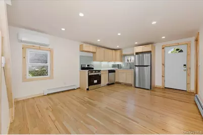 132-A Raymond Street, Rockville Centre, NY 11570 - Photo 3