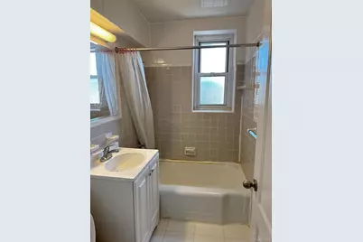 18-40 211st Street #5A, Bayside, NY 11360 - Photo 9