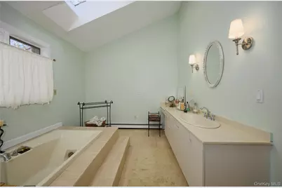 356 Rossway Road, Pleasant Valley, NY 12569 - Photo 23