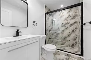 93 Thurton Pl, Yonkers, NY 10704 - Photo 21