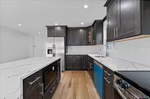 93 Thurton Pl, Yonkers, NY 10704 - Photo 31