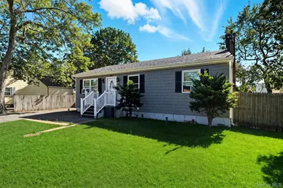 36 Flintlock Drive, Shirley, NY 11967 - Photo 3