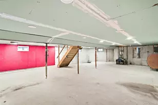 36 Flintlock Dr, Shirley, NY 11967 - Photo 23