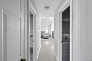 36 Flintlock Dr, Shirley, NY 11967 - Photo 21