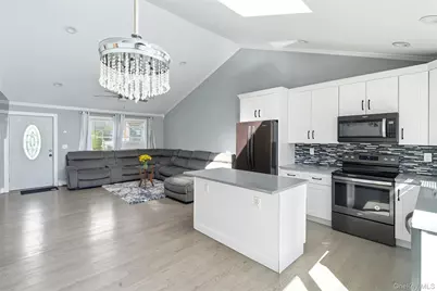 36 Flintlock Drive, Shirley, NY 11967 - Photo 9