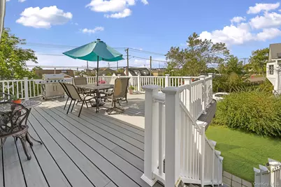 769 Bay Place, Lindenhurst, NY 11757 - Photo 5