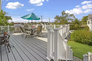 769 Bay Pl, Lindenhurst, NY 11757 - Photo 5