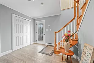 769 Bay Pl, Lindenhurst, NY 11757 - Photo 11