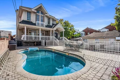 8230 58th Avenue, Middle Village, NY 11379 - Photo 29