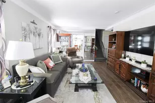 3221 Giegerich Pl, Bronx, NY 10465 - Photo 9