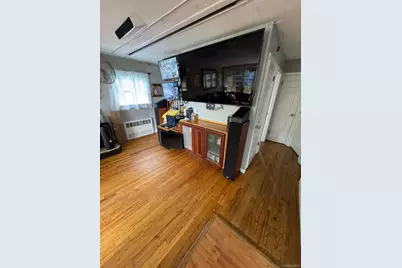 35 Harvard Street, Valley Stream, NY 11580 - Photo 13