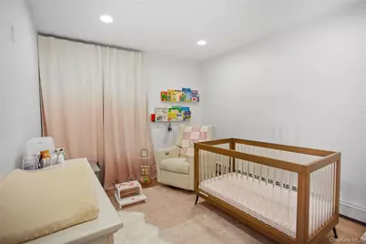 110 Hampton Way, Merrick, NY 11566 - Photo 17