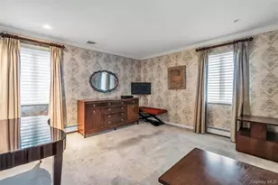 36 Burton Ave, Plainview, NY 11803 - Photo 15