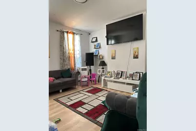 2064 Bathgate Avenue, Bronx, NY 10457 - Photo 13