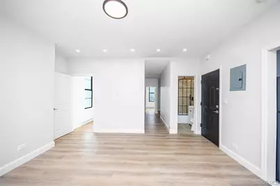 2064 Bathgate Avenue, Bronx, NY 10457 - Photo 9