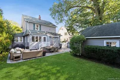 104 Cedar Avenue, Rockville Centre, NY 11570 - Photo 17