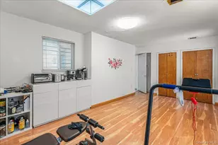 64-65 Cloverdale Blvd, Oakland Gardens, NY 11364 - Photo 15