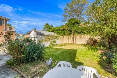 64-65 Cloverdale Boulevard, Oakland Gardens, NY 11364 - Photo 5