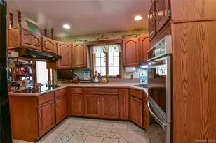 337 Mount Sinai-Coram Rd, Mount Sinai, NY 11766 - Photo 11