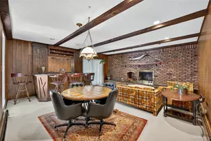 73 Reed Dr, Roslyn, NY 11576 - Photo 13