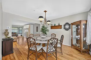 73 Reed Dr, Roslyn, NY 11576 - Photo 7