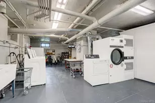 141 Woodmere Blvd, Woodmere, NY 11598 - Photo 19