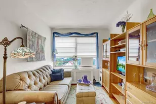 141 Woodmere Blvd, Woodmere, NY 11598 - Photo 9