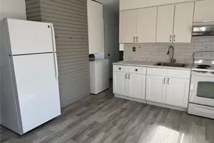 27 Gleaner Ln, Levittown, NY 11756 - Photo 5