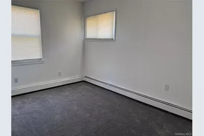 27 Gleaner Lane, Levittown, NY 11756 - Photo 7