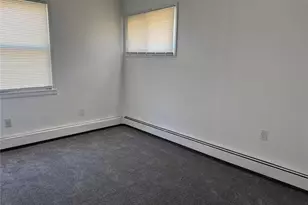 27 Gleaner Ln, Levittown, NY 11756 - Photo 7