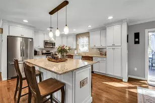 105 Edgewood Ave, Oakdale, NY 11769 - Photo 7