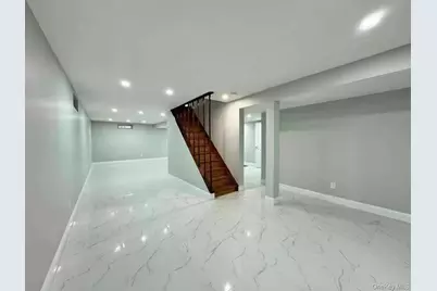 345 Plainfield Avenue, Floral Park, NY 11001 - Photo 9